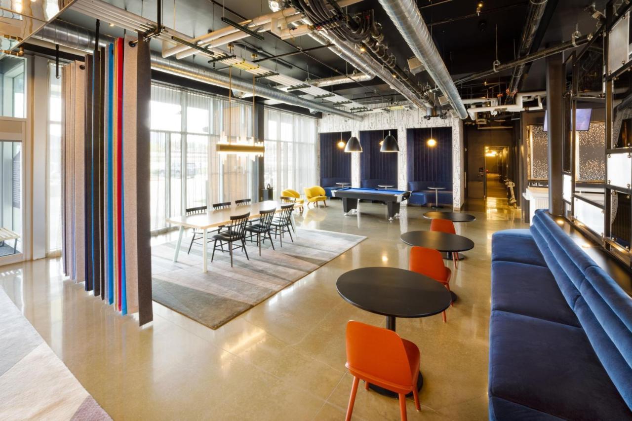 Hotel Aloft Austin Airport Exterior foto