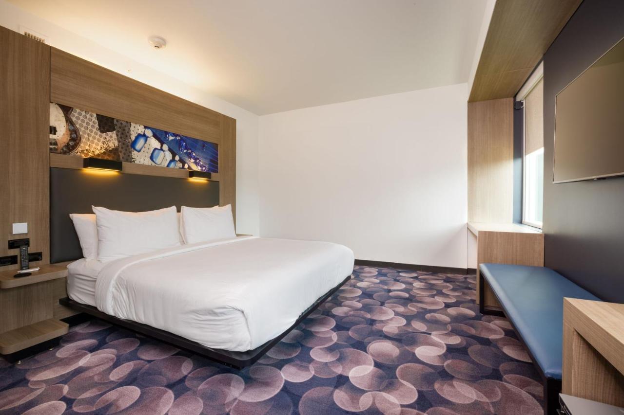 Hotel Aloft Austin Airport Exterior foto