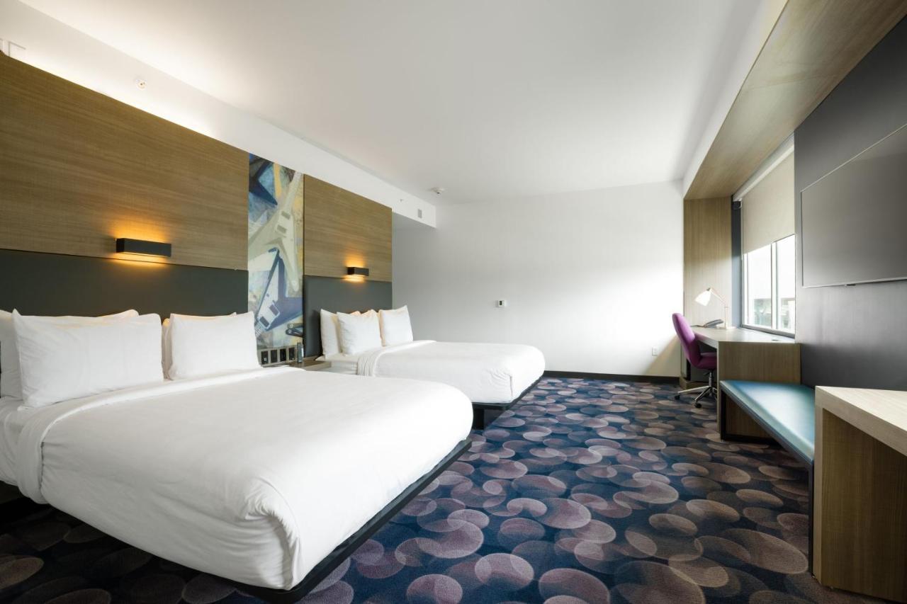 Hotel Aloft Austin Airport Exterior foto